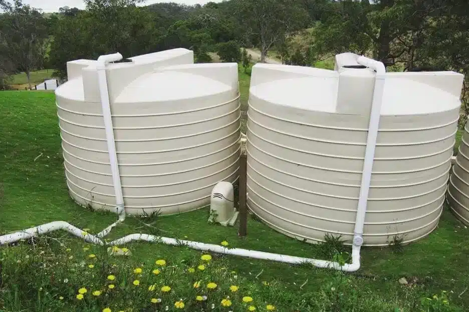 مخزن کود آبیاری قطره ای